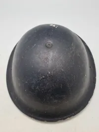 Original British Military model 44 hjelm