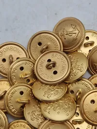 Samling danske marine og hær knapper