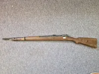 Original K98 skæfte med med gips "metal" dele brugt i filmen 9 April