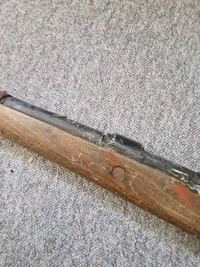 Original K98 skæfte med med gips "metal" dele brugt i filmen 9 April