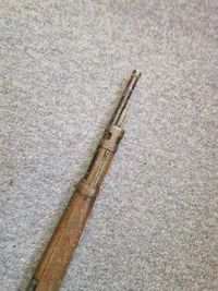 Original K98 skæfte med med gips "metal" dele brugt i filmen 9 April