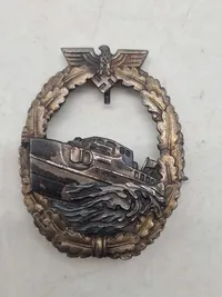 Originalt 1st pattern Kriegsmarine E-boat badge, Tombac