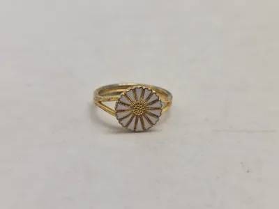 Marguerit ring i forgyldt 925 sterling sølv og emalje, stemplet BH af Bernhard Hertz.