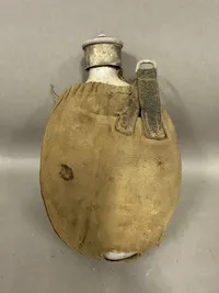 Original Tysk WW2 feltflaske, brugt af Russerne