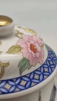 Original TAKAHASHI JAPAN Porcelain Chinoiserie Style Sugar Bowl