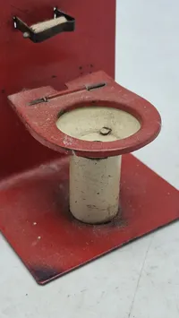 Sjældent toilet skilt i blik, antageligvis Tekno