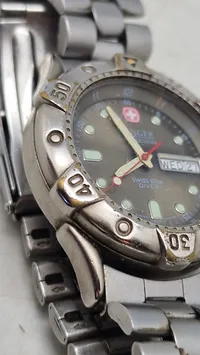 Swiss Army WENGER Diver 100 MTR Men Watch