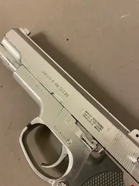 Hardbal pistol, kræver service