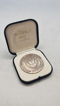 Original token tildelt af det græske forsvarsministerium