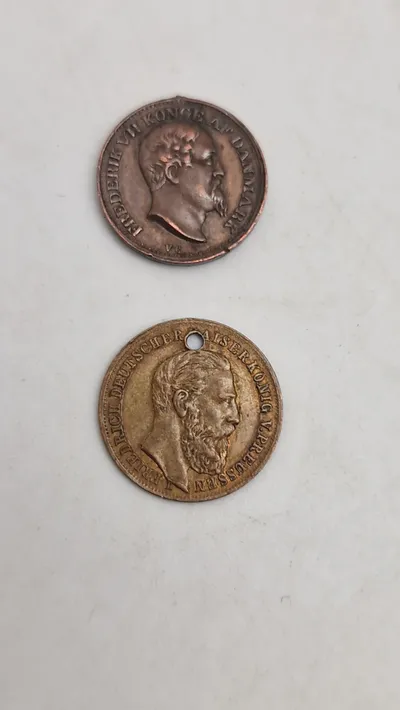 Frederick III death memorial medal og krigsdeltager medalje fra 1.slesvigske krig (miniaturer)