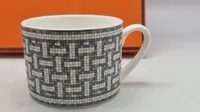 Originalt  Hermès porcelæns-sæt fra deres luksus-serie