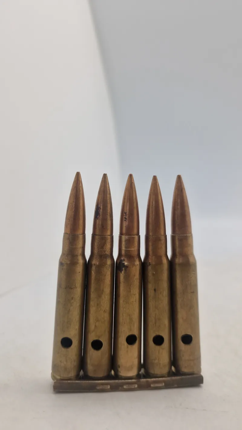 Original tysk laderamme med 8X57Js patroner - deaktiverede