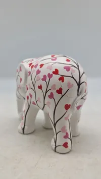 Elephant Parade – Pink tree of love