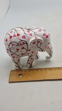 Elephant Parade – Pink tree of love