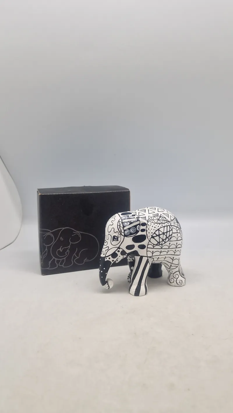 Elephant Parade – Milly