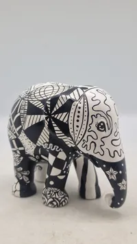 Elephant Parade – Milly