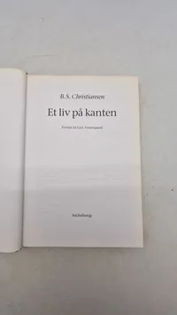 Samling militær  litt.