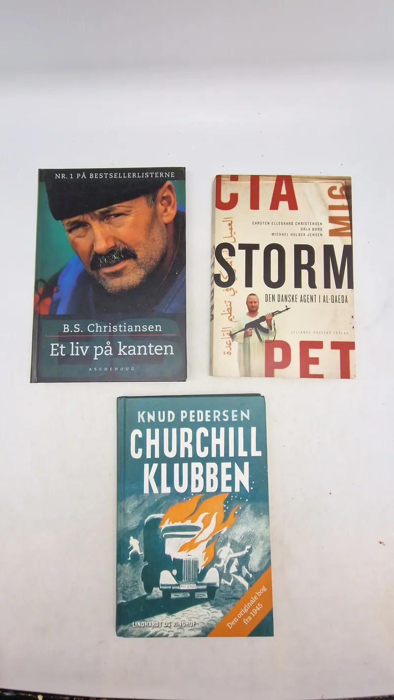 Samling militær  litt.