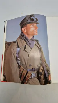 German Soldiers of World War Two" af Jean de Lagarde, udgivet af Histoire & Collections.