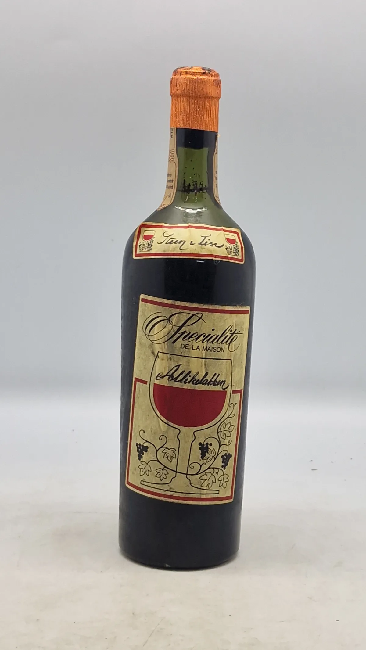 Vin ukendt alder