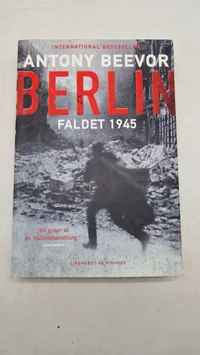 Samling krigslitteratur