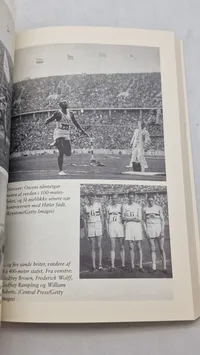 HITLERS
OLYMPISKE LEGE
BERLIN 1936