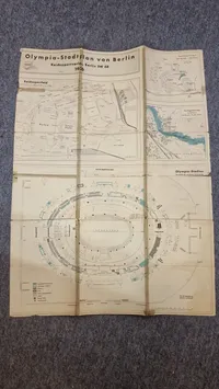 Original 
Olympia-Stadtplan von BERLIN
Reichs portverlag, Berlin SW 68
1936