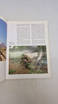 WAFFEN-SS
UNIFORMS IN COLOUR PHOTOGRAPHS