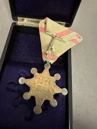 Original Japansk WW2 order of Sacred treasure 8 class