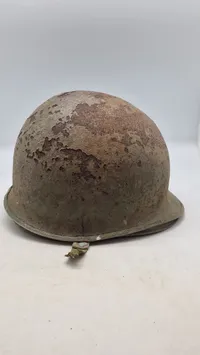 Original amerikansk hjelm - ww2 (anvendt af det danske forsvar efter krigen)