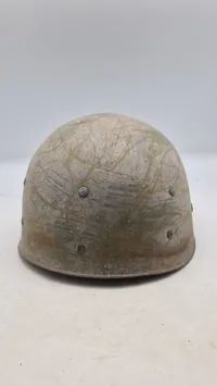 Original amerikansk hjelm - ww2 (anvendt af det danske forsvar efter krigen)