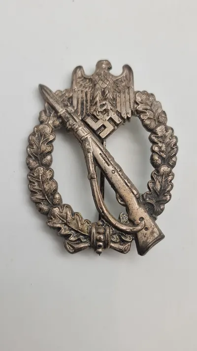 Originalt Infanterie sturmabzeichen - Hersteller Wilhelm Hobacher, Wien.