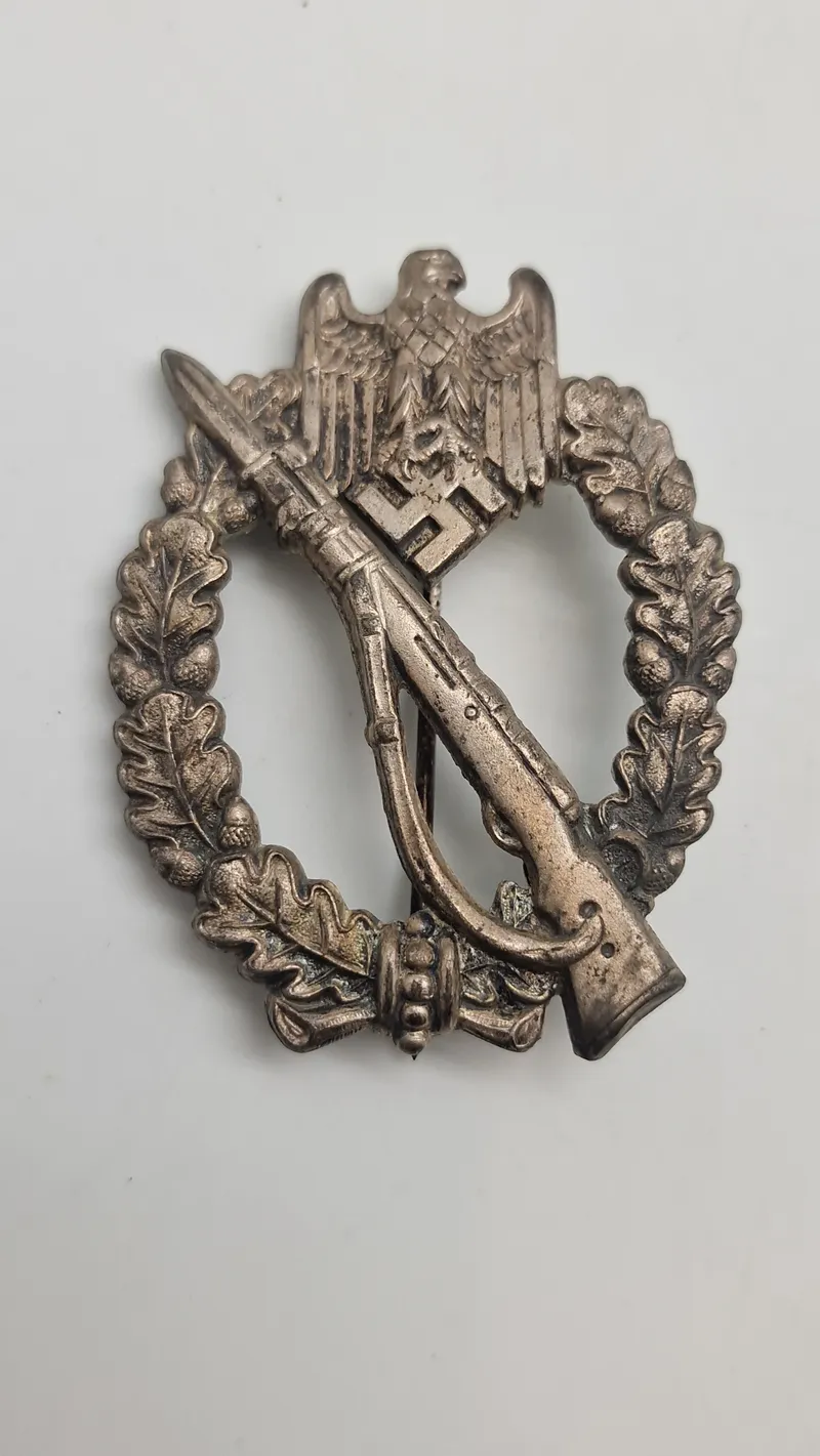 Originalt Infanterie sturmabzeichen - Hersteller Wilhelm Hobacher, Wien.