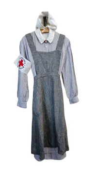 Sjælden original og komplet tysk DRK uniform fra ww2 (Helferin)