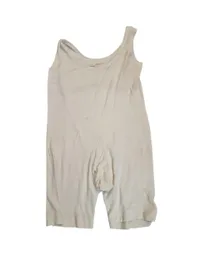 Sjælden original og komplet tysk DRK uniform fra ww2 (Helferin)