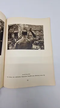 HITLER
wie ihn keiner kennt
100 Bild-Dokumente aus dem Leben des Führers