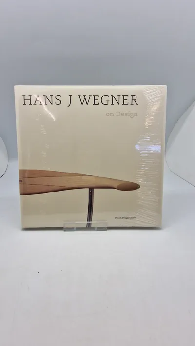 Hans J Wegner - uåbnet