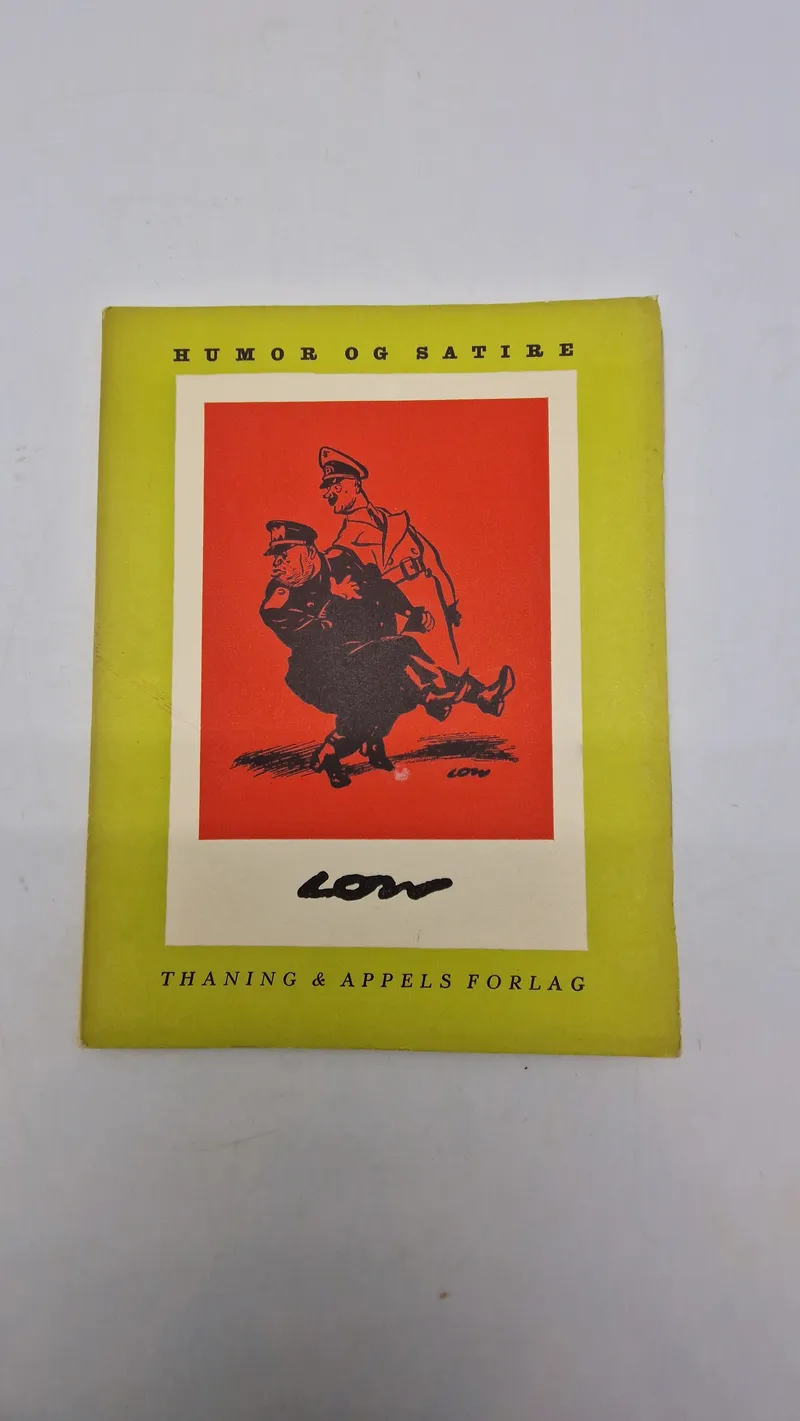 Original satire bog - ww2