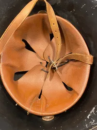 Original model 1941 hjelm