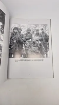 Along the Neva
GERMAN PARATROOPS OF THE IST BATTALION 3RD FALLSCHIRMJAGER REGIMENT ON THE RUSSIAN FRONT SEPTEMBER-NOVEMBER 1941