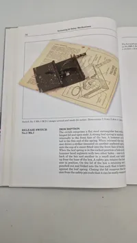 Original nedkastet SOE RELEASE SWITCH No.3. MK.I også kaldet “Biblen”