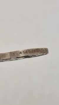 Original Britisk Krigsmedalje (British War Medal), en kampagnemedalje fra Storbritannien, der blev tildelt for tjeneste i Første Verdenskrig - Navngiven