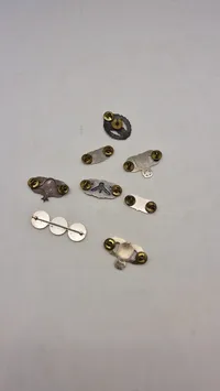 Samling originale amerikanske badges og vinger