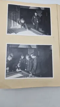 Sjældent privat foto album fra CBU mand med foto af mord, sabotage mm