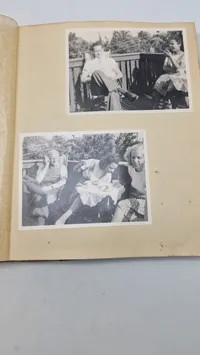 Sjældent privat foto album fra CBU mand med foto af mord, sabotage mm