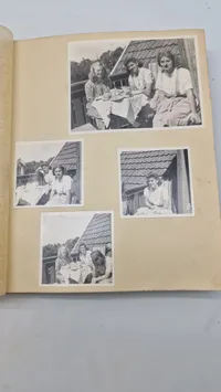 Sjældent privat foto album fra CBU mand med foto af mord, sabotage mm