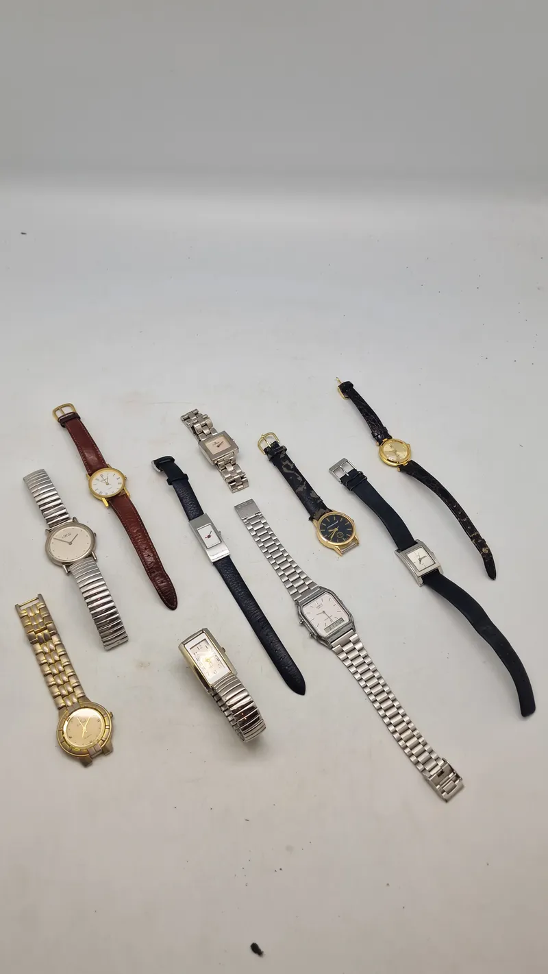 Samling diverse armbåndsure