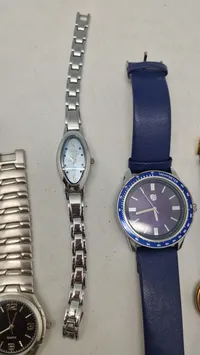 Samling diverse armbåndsure