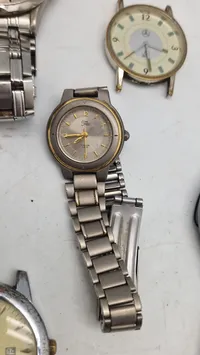 Samling diverse armbåndsure