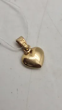 Hjertevedhæng af guld (8K, 333) 0,86 gram